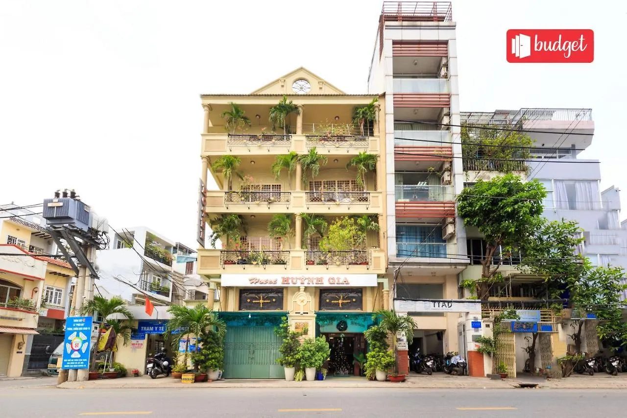 Reddoorz Huynh Gia Hotel Nguyen Cuu Van Ho Chi Minh City