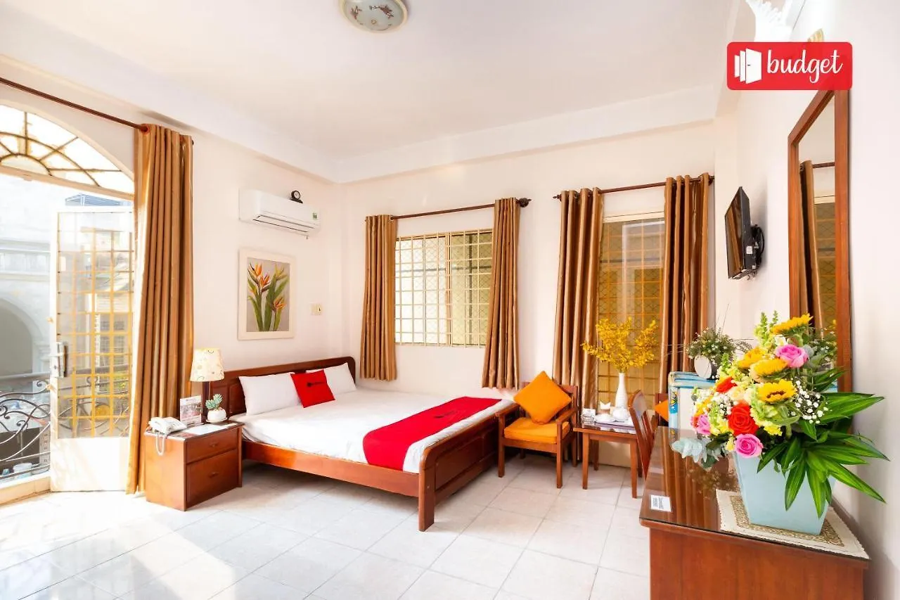 Reddoorz Huynh Gia Hotel Nguyen Cuu Van Ho Chi Minh City
